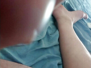 I polish my lying on my bed and I make it spit !? ...