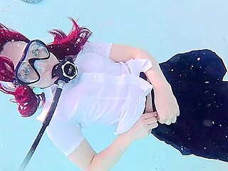 Momo Ayase Underwater Strip Tease
