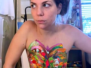 Hot brunette from squirt masturbating on webcam