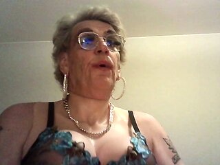 Exploring Doris Gay's wild backdoor in lingerie