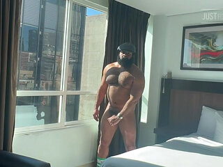 Oscar Bear horny in Mexico City