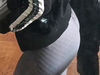 Real Homemade Wife Workout and Sucking Big Cock on Her Knees Cum in Mouth