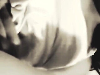 Mummy Re Chhod Do Mar Jaugi Bade Bade Boobs Wali Girlfriend Ki Hotel Me Chudai