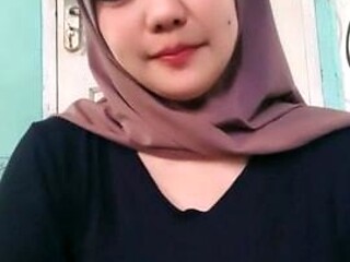 Tante Jilbab Cantik Live Bar Bar