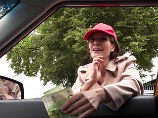 Skinny amateur slut Mia Moone gives up her pussy for some cash