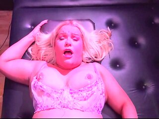 Tease My Fat Pussy