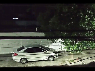 Fucks with Lover in the Car in Front of the House and Comes Back Full of Cum Smiling