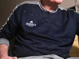 Online Erotic Show on February 9th.