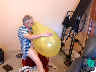 Average body, balloon fuck, first-timer