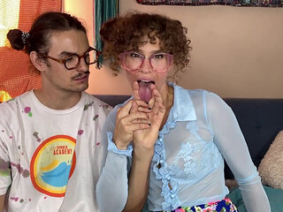 Episode 1! Ms. Crizzle on Learning to Sex! I Walk You Through Foreplay and Kissing and Grinding with Your Clothes on Lets Get Yo