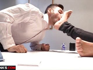 Hardkinks - Foot licking session
