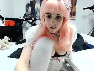 Petite amateur redheaded teen pisses and sucks cock