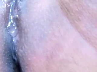 Hot Hanna Fucking Herself with Cucumber