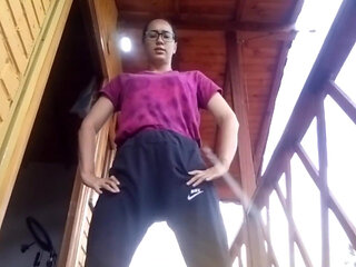 Enjoying the Perfect Start to the Morning with Exercise and Masturbation 1