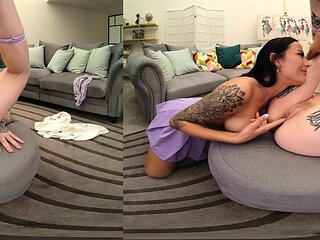 Blonde and Brunette Lesbians Scissor Fuck