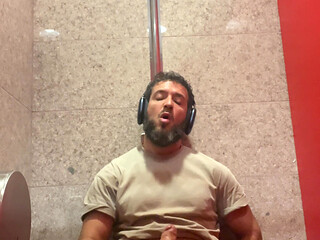 Jerking off in the Airport