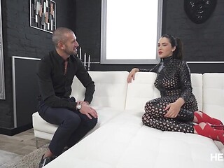 Valentinna Nappi gets her ass destroyed by a thick dick part 1