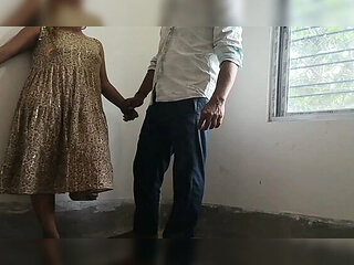 Desi Indian GF Homemade Sex Tape - Viral XXX Video with Bf Doggy Style