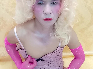 Oanh Le transgender wearing sexy clothes playing anal happily to the top