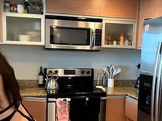 Bts: Live Stream Hanging Out with Dani