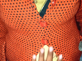 Indian desi audio ke sath aunty ki big nipples chusai