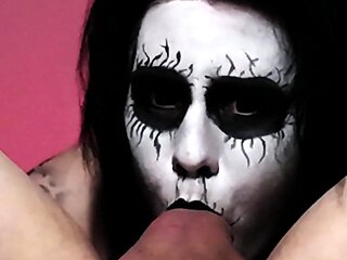 Black Metal Goth Deepthroats so Good That She Gets Two Throatpies