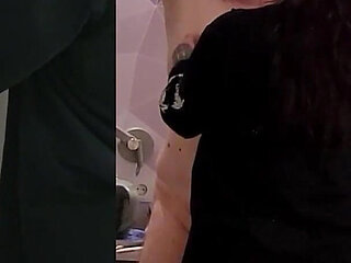 My Borrowed Slave Got a Golden Pussy 1/2