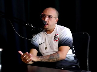 Fez o teste do sof&aacute_ e deu uma travada, conversou com a chocolate antes de gravar, e o que usou pro pau... - Thiago Bar&atilde_o (SHEER/RED)