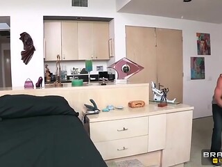 The first-class Latina Veronica Rodriguez impaled in a hardcore mode