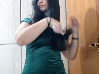 Dress up with Me - Green Dress and Provocative Look