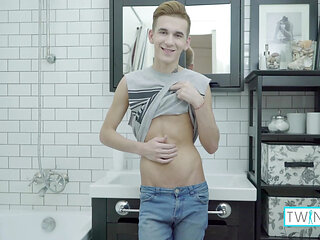 Horny Blonde William B Takes A Shower And Strokes His Cock!
