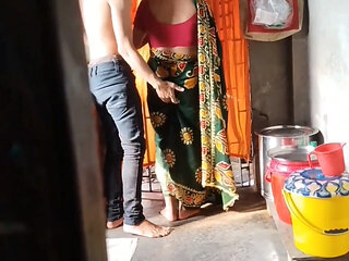 Desi bhabi ne apni e devar ke sath chudai karte time kisine video bana liya hua viral video
