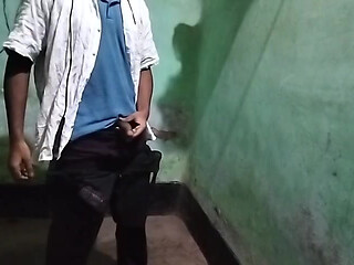 Doctor Quickly Masterbating loker room (seeing after gay present)