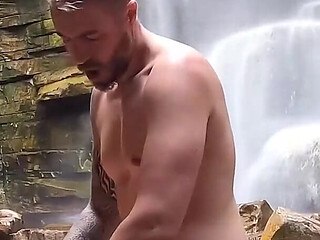 Dreadhot's Wet Pussy Gets Fucked Under the Waterfalls