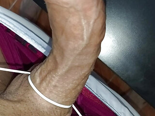 BIG COCK AND VENOZA, ABOUT TO EXPLODE, HARD FITNESS