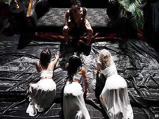 What A Fucking Foursome! Kira Noir, Ryan Reid, Nichole Saphir, Jesse Pony Brazzers