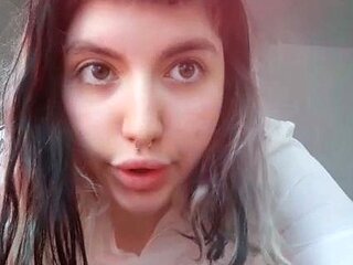 Amateur Blonde Teen Plays Solo with Toy Webcam Porn