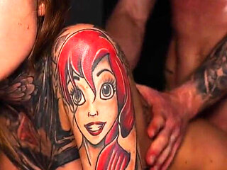 [exclusive] Babygirl Gets a Huge Cock in Her Mouth and Pussy, and After a Squirt, a Cumshot in Her Eye