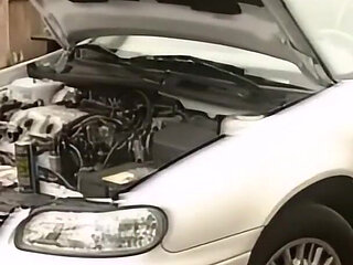 Yvonne Paradise: the Mechanic Makes Me Feel It All Inside