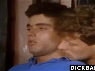 Muscular Gay Gets an Incredible Bareback After Blowjob