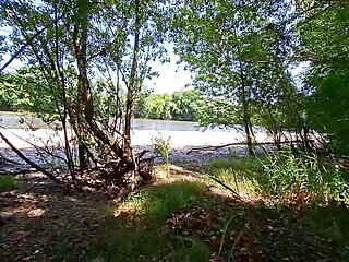 We aim at the glasses with the squirt, remi06cam4