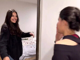 Best Friends Turn Lesbian Lovers - Hot Colombian Girls Kissing & Tribbing