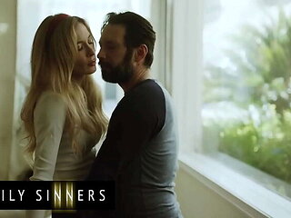 Blonde Stepsister Aiden Ashley Gets Rough Sex With Tommy Pistol - Family Sinners
