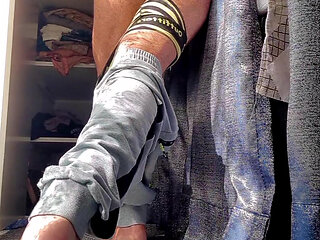 Delicious big cake shaking for big cock baby who can hold my ass