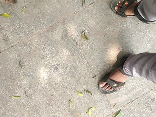 Tamilteninches BBC Show on Bus Stand