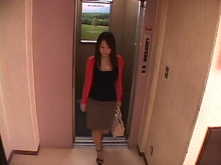 H-cup Young Wife Drowns in Forbidden Pleasure and Secret Apartment Affairs - 4