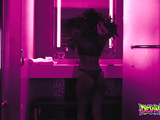 Silhouette & Facials