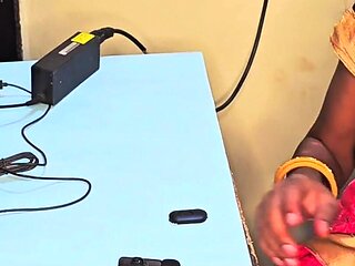 Nokri Ke Leye Mujhe Maneger Ko Uske Ghar Pr Jaakar Deni Padi Hindi Audio Sed