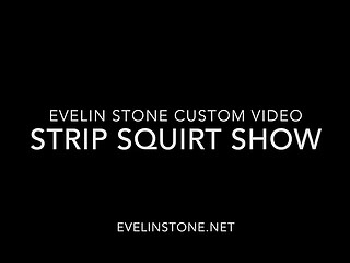 Wet and wild fishnet striptease turns into twerking masturbation session