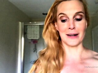 Amateur blondie solo anal masturbation